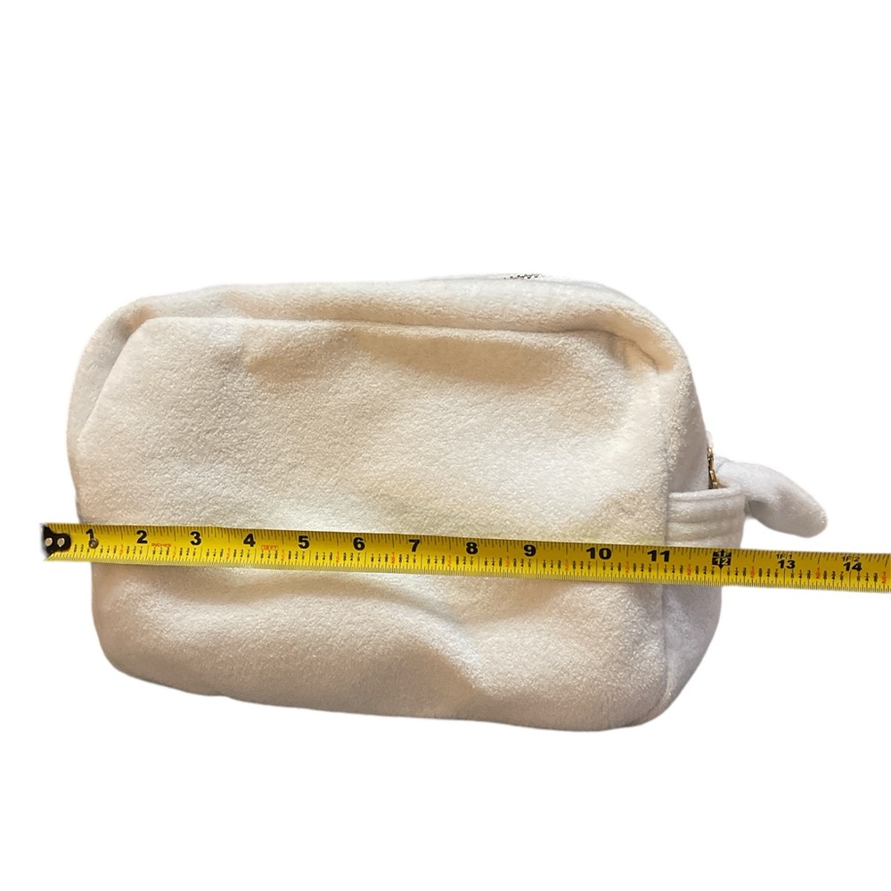 Stoney Clover Ln Zip Pouch